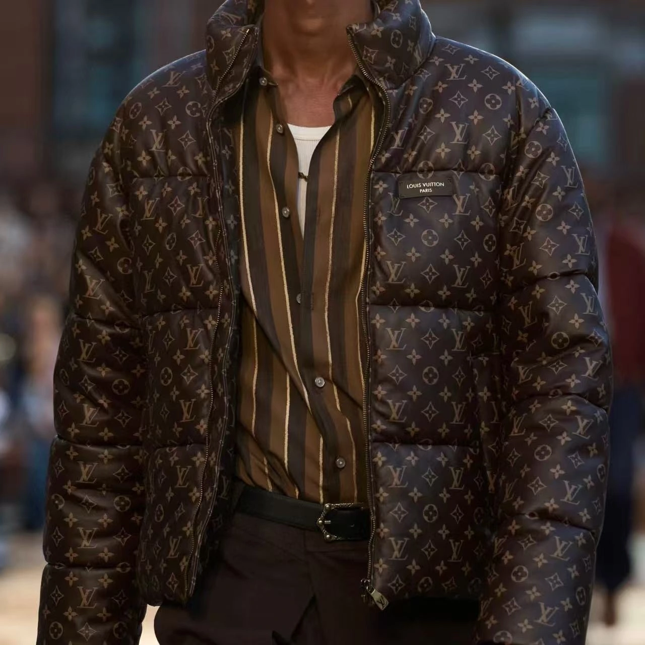 wg.luxury-- 8V Down jacket item: E-F431J1718